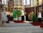 4incensing-altar-1024x768