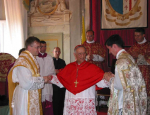 cardinal_avec_pretres